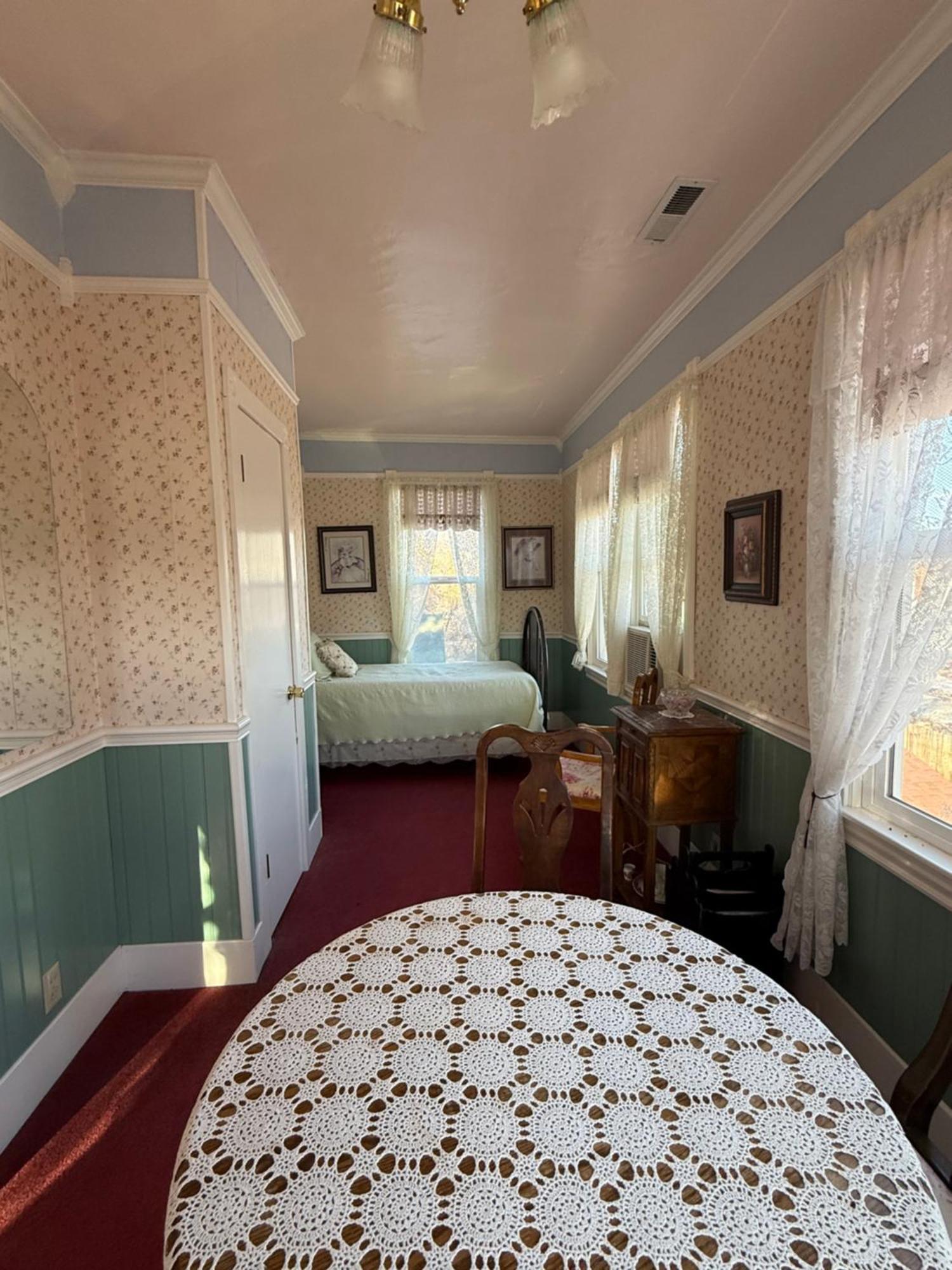 Roseberry House Bed&Breakfast Susanville Bagian luar foto
