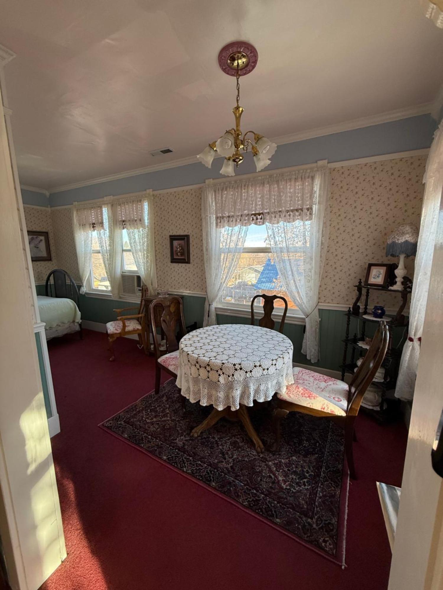 Roseberry House Bed&Breakfast Susanville Bagian luar foto